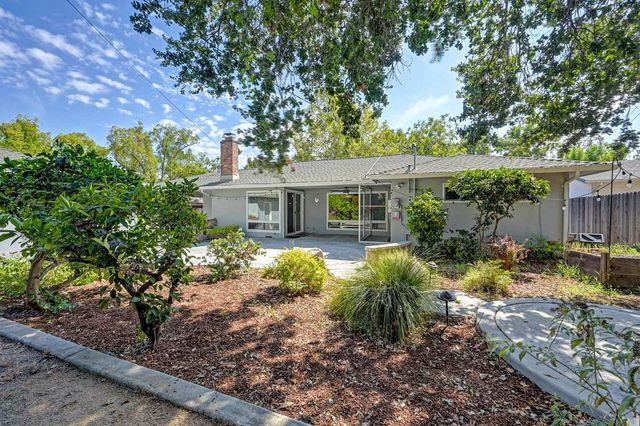 1221 Nevis Ct, Sacramento, CA 95822