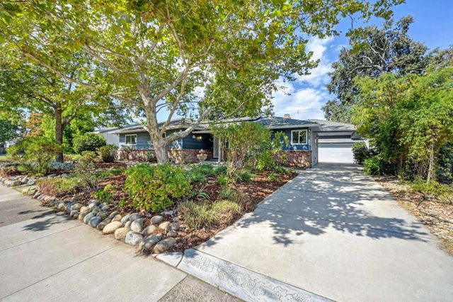 1221 Nevis Ct, Sacramento, CA 95822