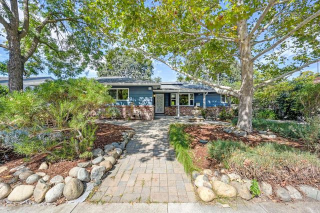 1221 Nevis Ct, Sacramento, CA 95822