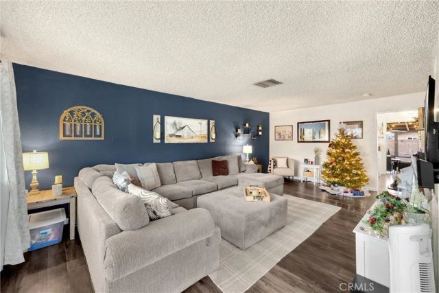 300 Doyle Avenue, Redlands, CA 92374