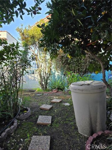 351 E 92nd, Los Angeles, CA 90003