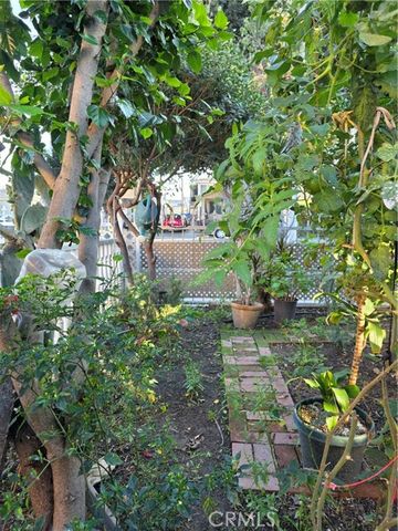 351 E 92nd, Los Angeles, CA 90003