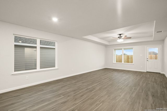 1213 Sweden, Seguin, TX 78155