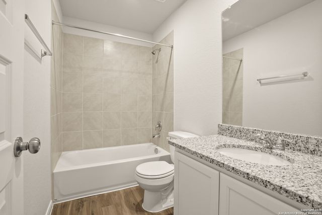 1213 Sweden, Seguin, TX 78155