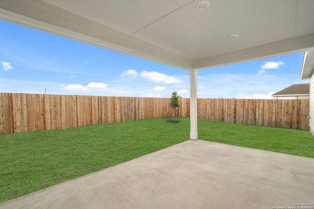 1213 Sweden, Seguin, TX 78155