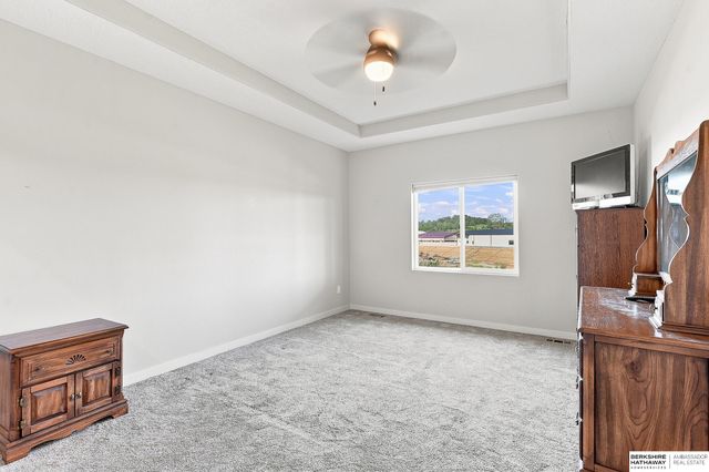 1169 Sandhill Road, Louisville, NE 68037