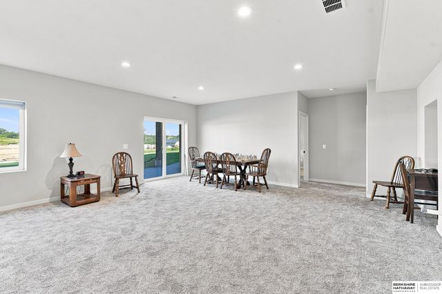 1169 Sandhill Road, Louisville, NE 68037