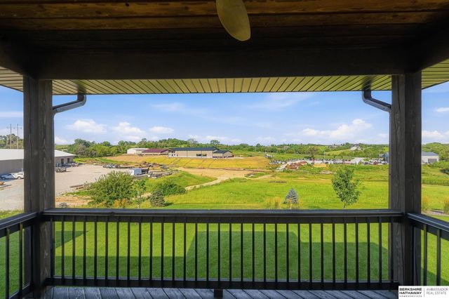 1169 Sandhill Road, Louisville, NE 68037
