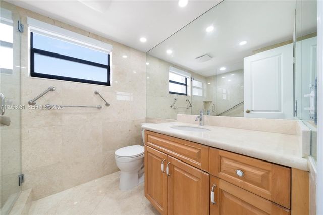 2301 S Ocean Dr 2507, Hollywood, FL 33019