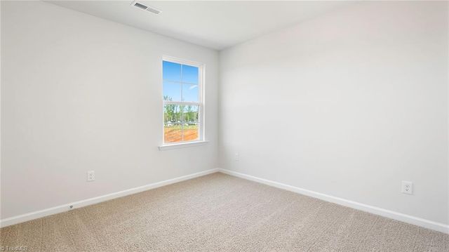 203 Beechwood Circle, Thomasville, NC 27360