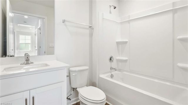 203 Beechwood Circle, Thomasville, NC 27360