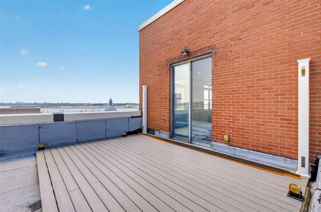 1434 110th Street 7C, College Point, NY 11356