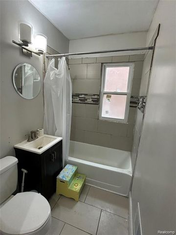 19953 Hull Street, Highland Park, MI 48203