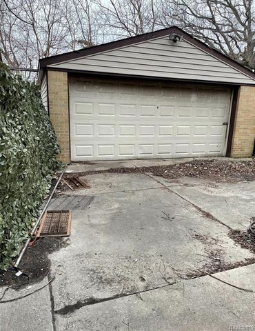19953 Hull Street, Highland Park, MI 48203