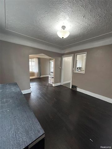 19953 Hull Street, Highland Park, MI 48203
