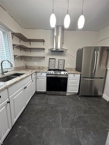 19953 Hull Street, Highland Park, MI 48203