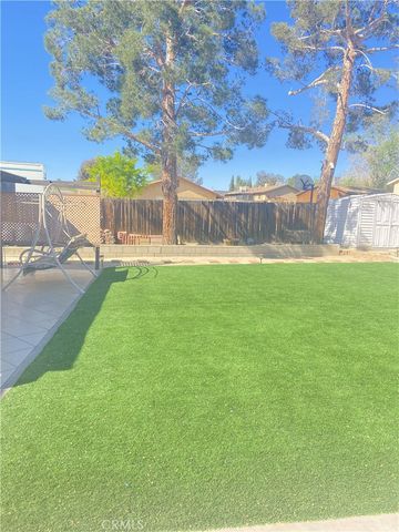 16402 Llanada Avenue, Victorville, CA 92394