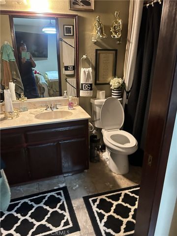 16402 Llanada Avenue, Victorville, CA 92394