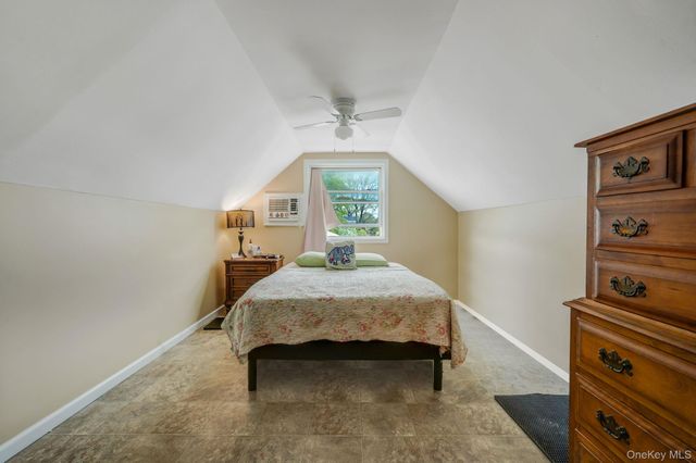 217 Abbington Court, Copiague, NY 11726