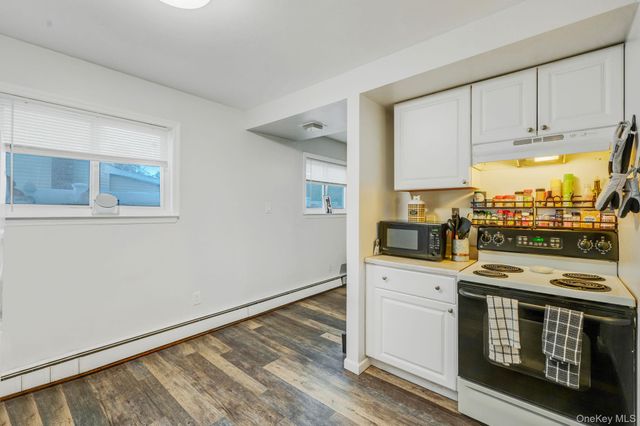 217 Abbington Court, Copiague, NY 11726
