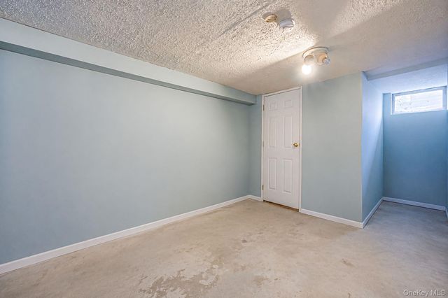 217 Abbington Court, Copiague, NY 11726