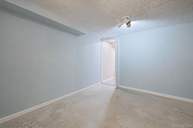 217 Abbington Court, Copiague, NY 11726