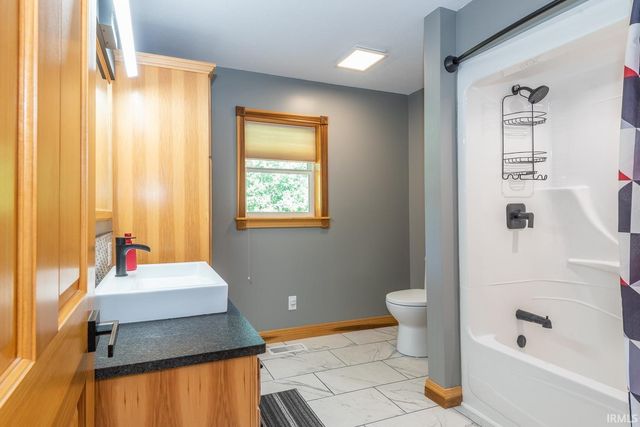7750 S Rockport Road, Bloomington, IN 47403