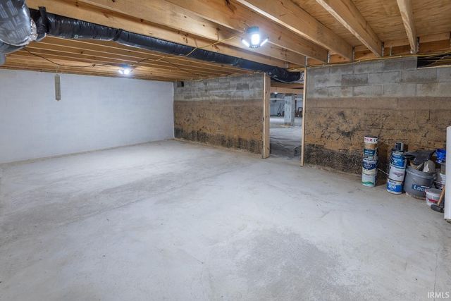 7750 S Rockport Road, Bloomington, IN 47403