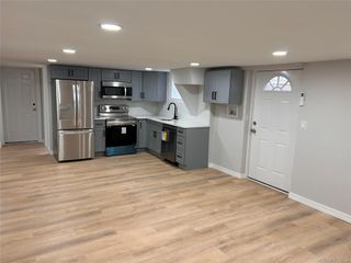 660 Great Neck Road 1, Copiague, NY 11726
