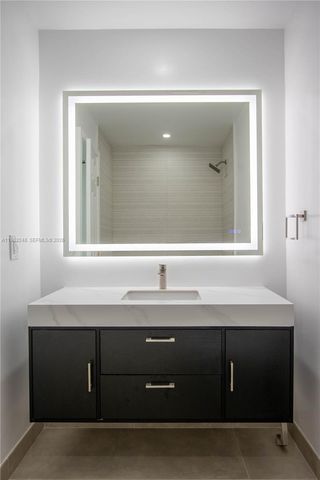 17911 NW 68th Ave M206, Hialeah, FL 33015