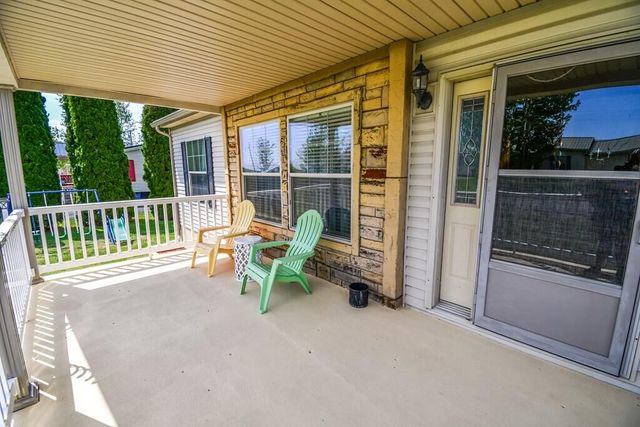 12 Ridgecrest Way, Flemingsburg, KY 41041