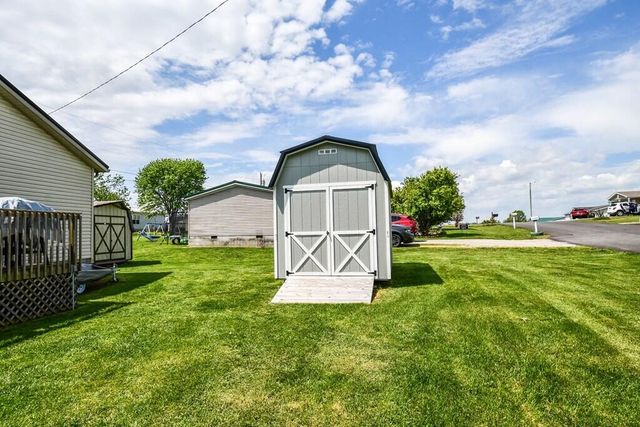 12 Ridgecrest Way, Flemingsburg, KY 41041