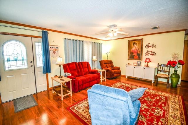 12 Ridgecrest Way, Flemingsburg, KY 41041