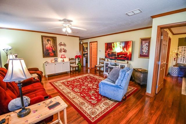12 Ridgecrest Way, Flemingsburg, KY 41041