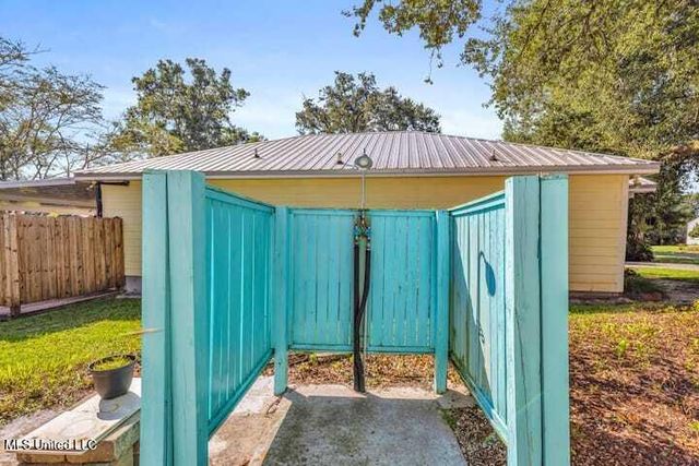 800 Ruth Avenue, Gulfport, MS 39501