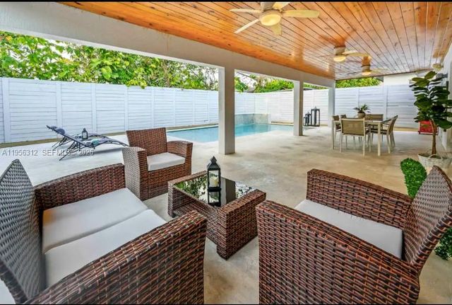 3427 Frow Ave, Miami, FL 33133