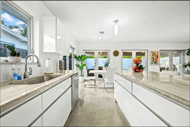 3427 Frow Ave, Miami, FL 33133