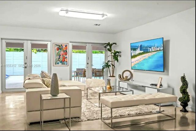 3427 Frow Ave, Miami, FL 33133