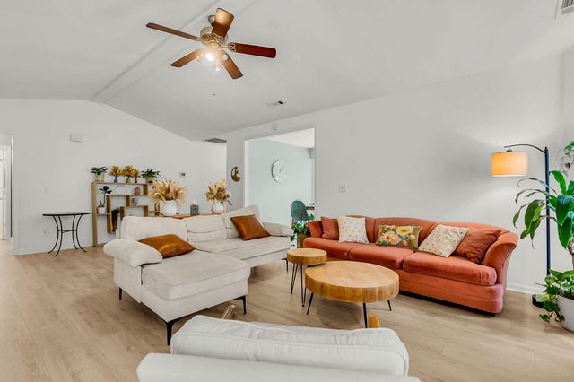 2445 Castlereagh Road, Charleston, SC 29414