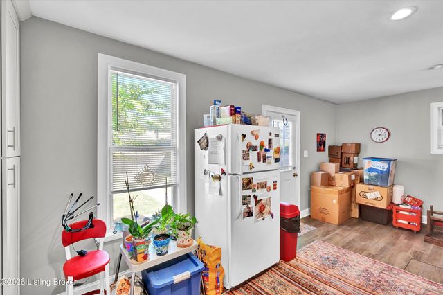 1103 Milton St, Louisville, KY 40217