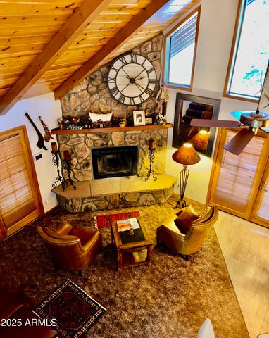 2761 APOLLO Circle, Overgaard, AZ 85933