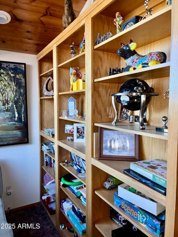 2761 APOLLO Circle, Overgaard, AZ 85933