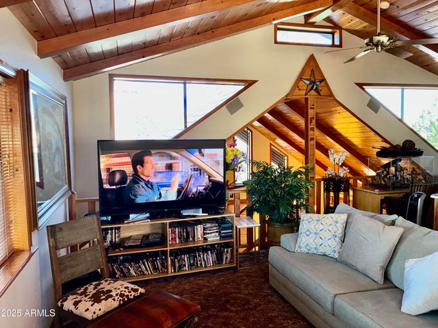 2761 APOLLO Circle, Overgaard, AZ 85933