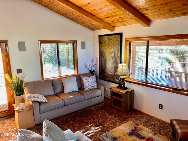 2761 APOLLO Circle, Overgaard, AZ 85933