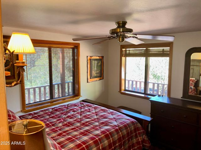 2761 APOLLO Circle, Overgaard, AZ 85933