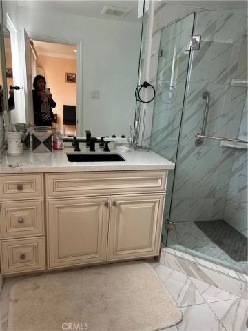 5315 Yarmouth 216, Encino, CA 91316