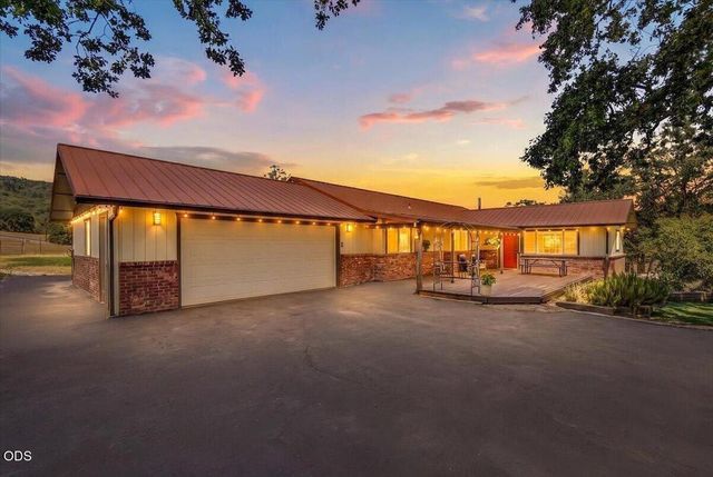 5485 Kane Creek Road, Central Point, OR 97502