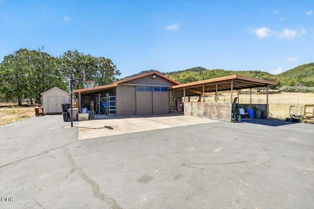 5485 Kane Creek Road, Central Point, OR 97502