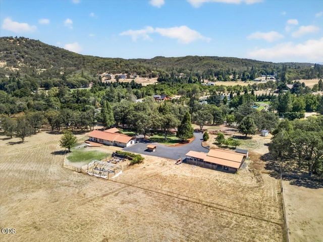 5485 Kane Creek Road, Central Point, OR 97502