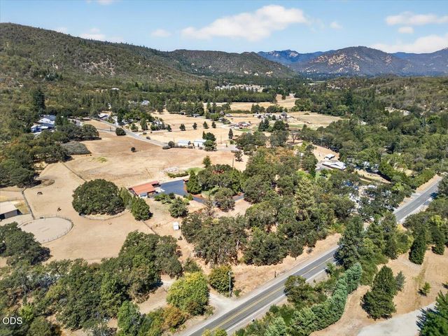 5485 Kane Creek Road, Central Point, OR 97502